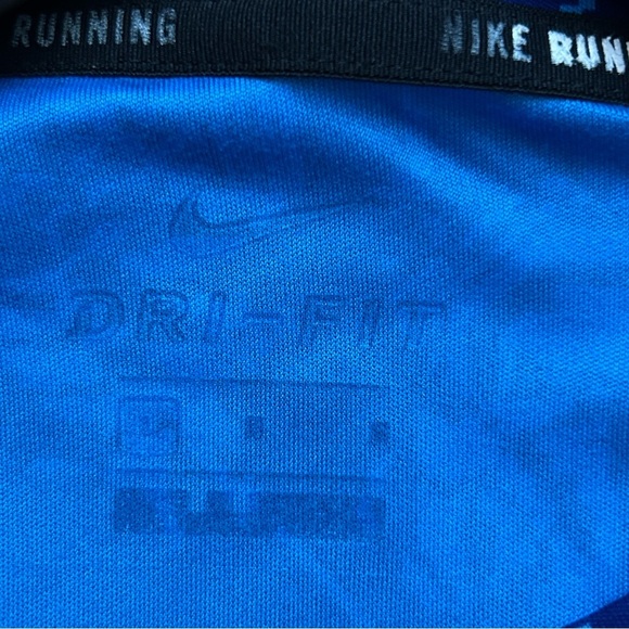 Nike Dri-Fit Running Miler Short Sleeve Tee - Picture 5 of 5